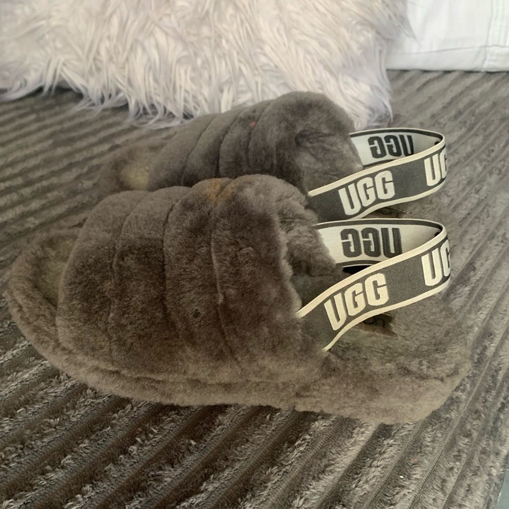 Fluff yea ugg slides